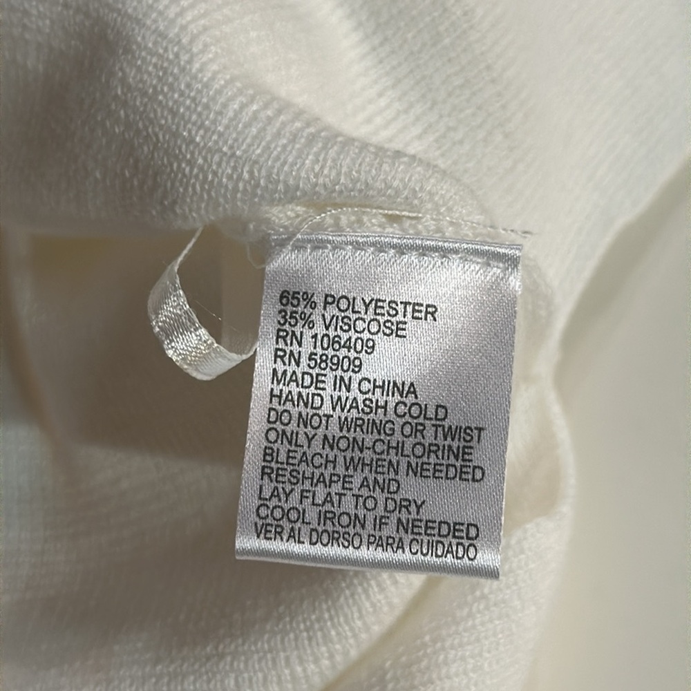 Antonio Melani Sleeveless Tie-Front Top - Picture 7 of 8